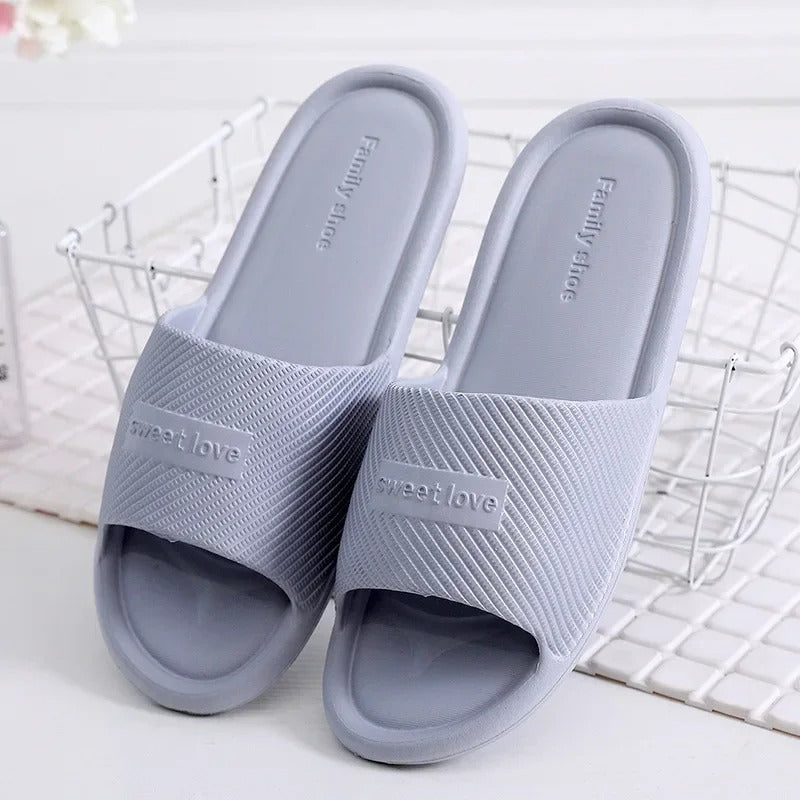 Reese - Comfortable Slip-On Sandals for Men and Women