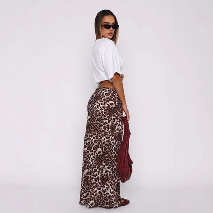 Barbara – Leopard Print Sheath Skirt