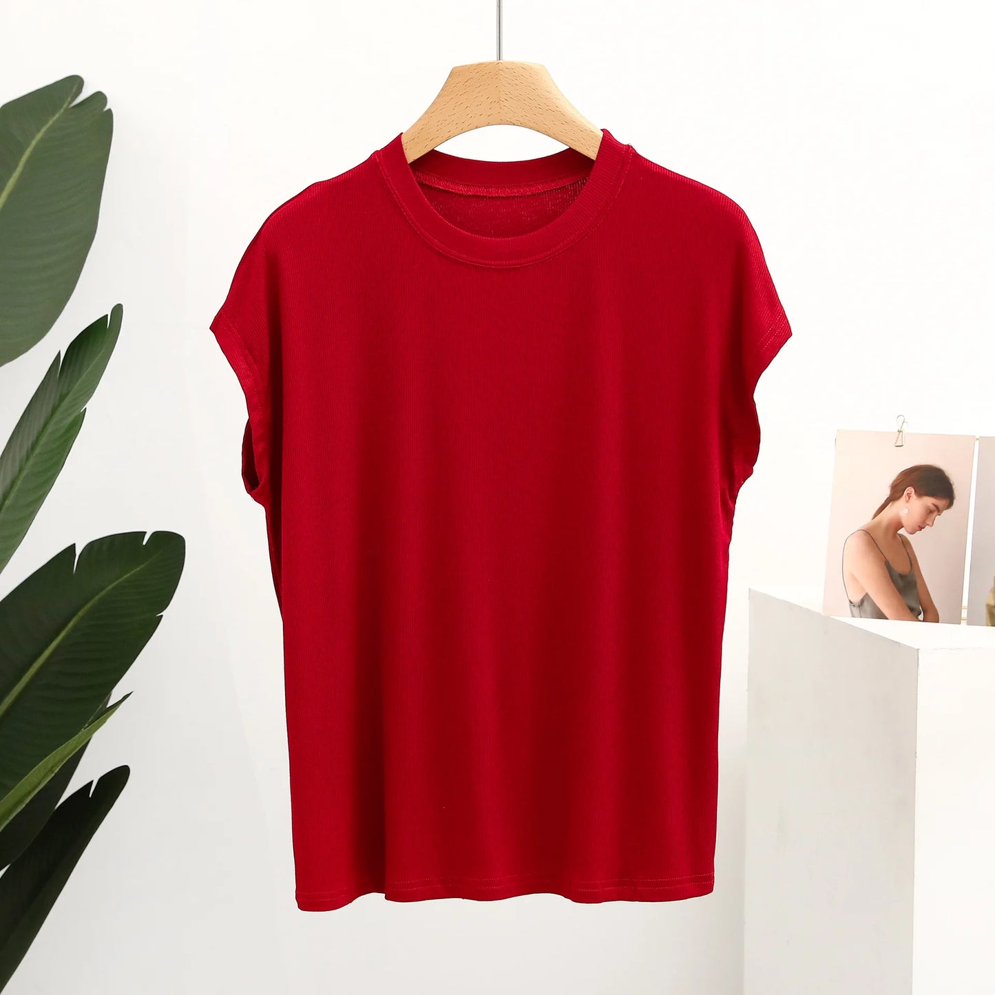 Mathilda - Solid Color Slimming Tee Tops