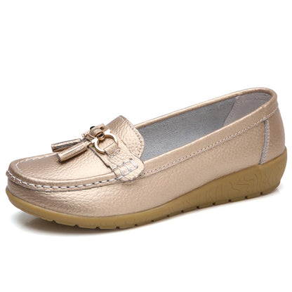 Cassia - Stylish Low-Heeled Sneakers for Women