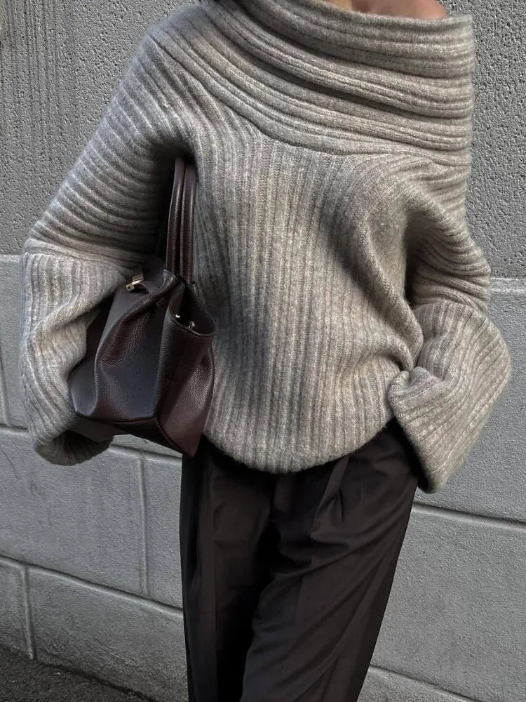 Zephyra - Cozy Oversized Sweater for Women