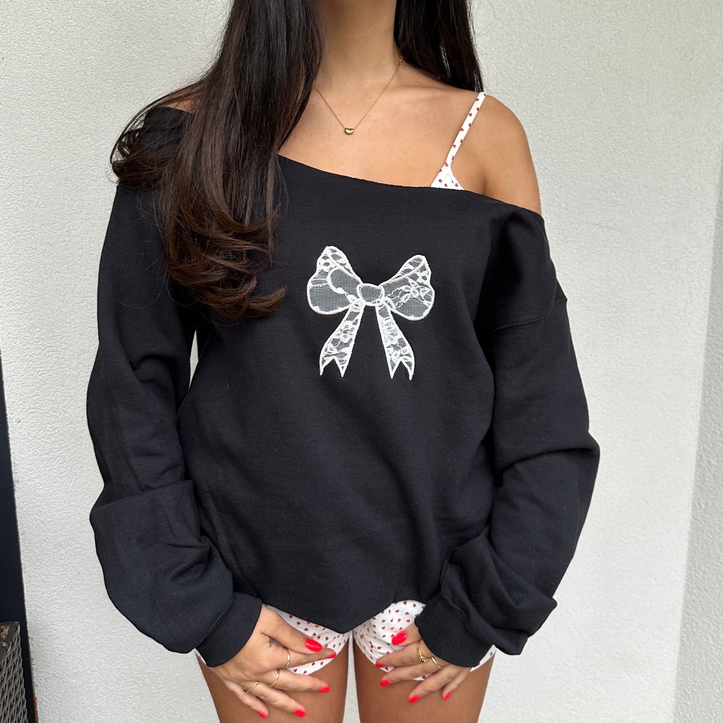 Gaëlle - Trendy Off-Shoulder Hoodie for Women