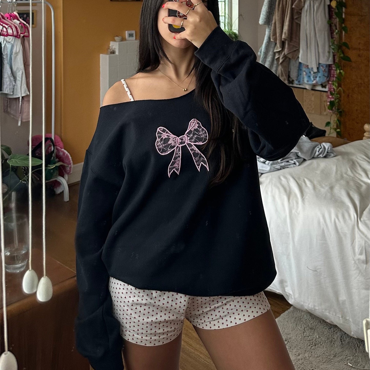 Gaëlle - Trendy Off-Shoulder Hoodie for Women