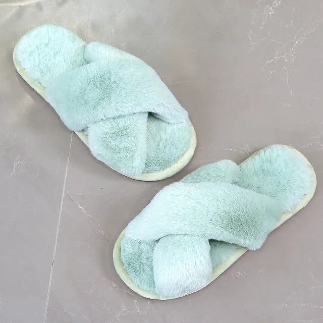 Elara - Cozy Faux Fur Slippers