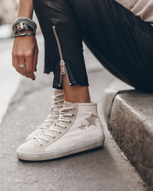 Elowen - High Top Canvas Sneakers